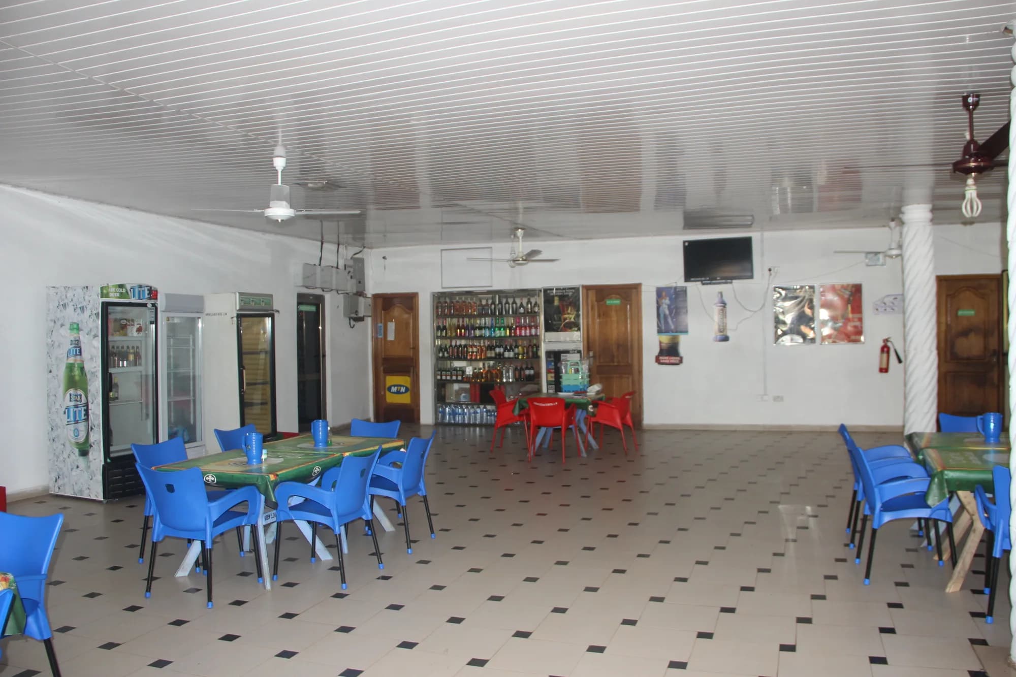 Restaurant dining